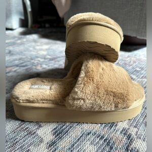 Platform Faux Shearling Muk Luks House Slippers